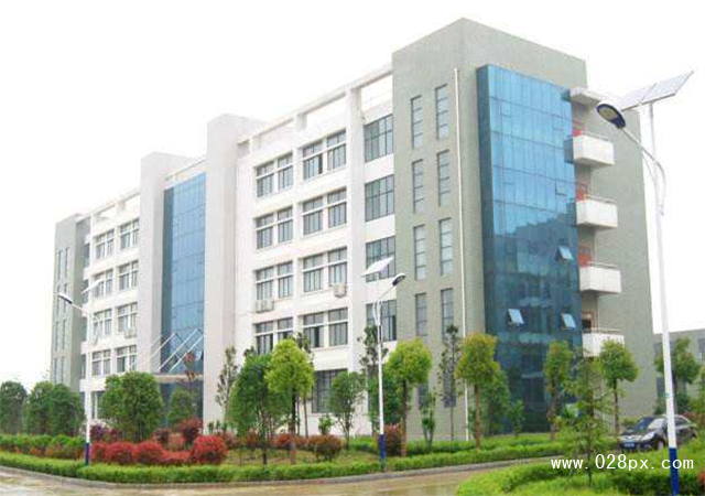 泸州市鹏程中等职业学校的费用是多少
