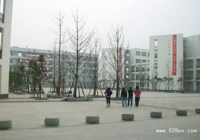 四川省商务学校好不好