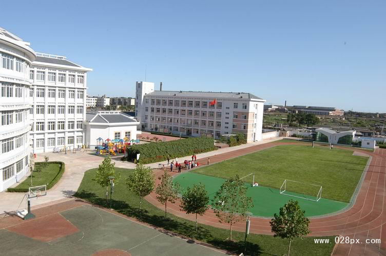 成都市文化艺术学校的费用是多少 成都市文化艺术学校的费用是多少
