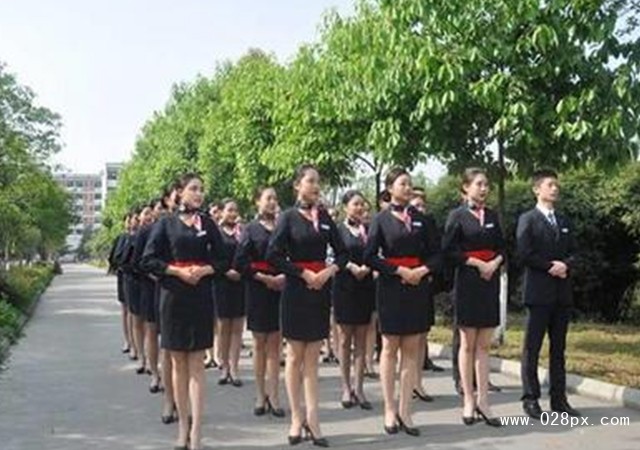 马尔康航空学校怎么样