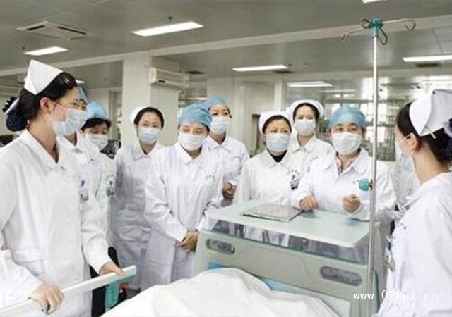 成都成医一附院护士学校怎么样