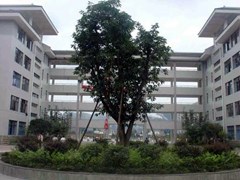 雅安汽修学校
