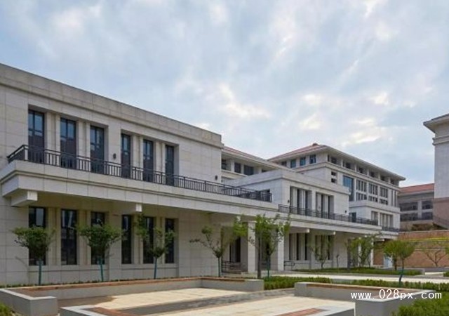 贵州电子科技职业学院招生分数线