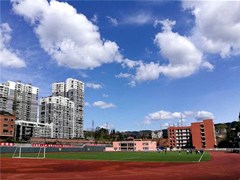 四川商务学校收费情况