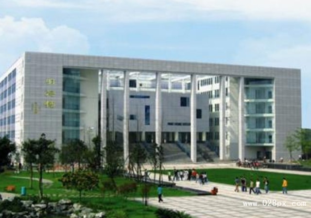 四川现代职业学院学费多少