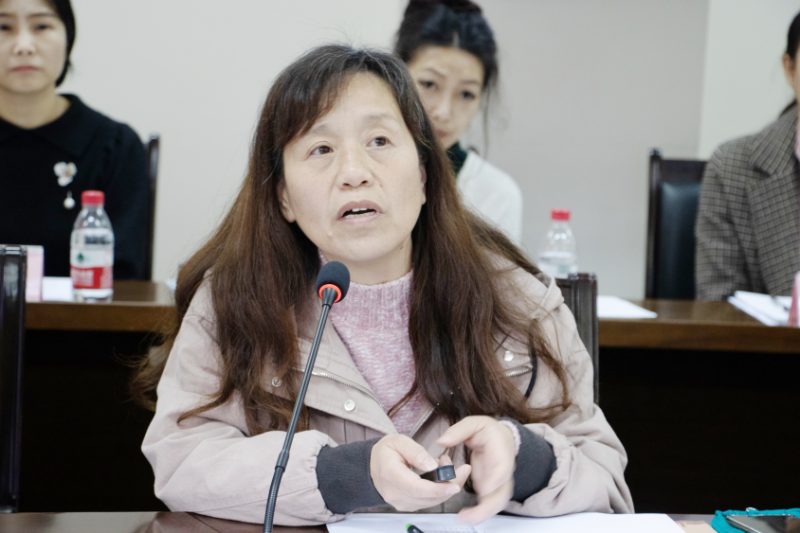 成都市陶行知研究会秘书长 李 清