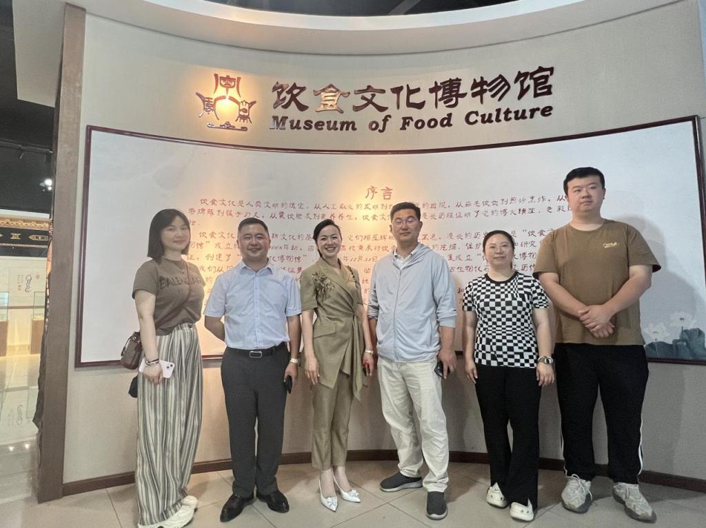 成都七中（高新校区）来校调研学生研学教育项目